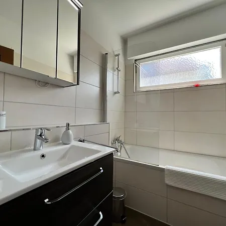 Vakantiehuis Wellnesshuette Mit Aussenwhirlpool Und Herrlichem See-und Alpenblick Uberlingen