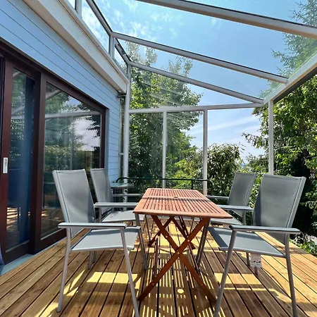 Vakantiehuis Wellnesshuette Mit Aussenwhirlpool Und Herrlichem See-und Alpenblick Uberlingen